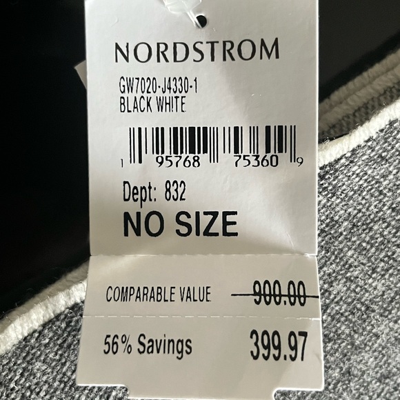 NWT GIVENCHY cashmere & wool scarf - made in Italy - brand new! - Picture 5 of 8